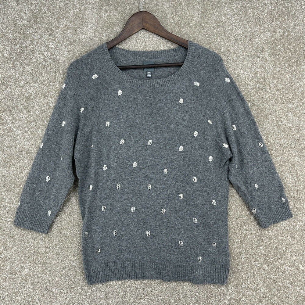 🍒3 for $30 🍒 Saks Fifth Avenue Skull Sweater